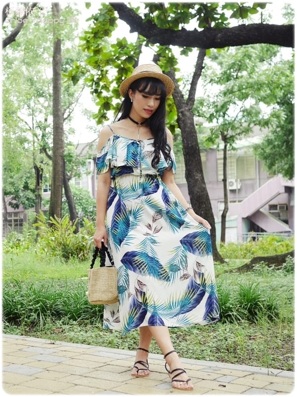 floats_24.JPG floats_24.JPG