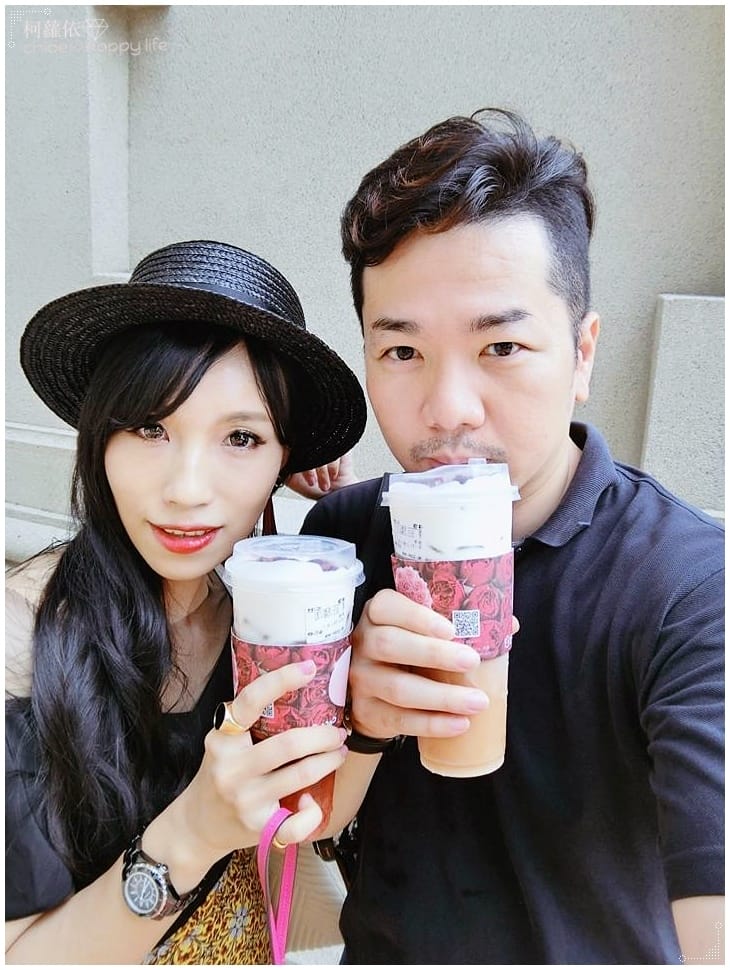 COCO_a.jpg COCO_a.jpg