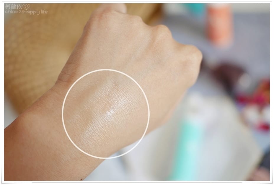 Aurora歐若拉瞬柔水感噴霧型動蓬鬆噴霧_15A.JPG Aurora歐若拉瞬柔水感噴霧型動蓬鬆噴霧_15A.JPG