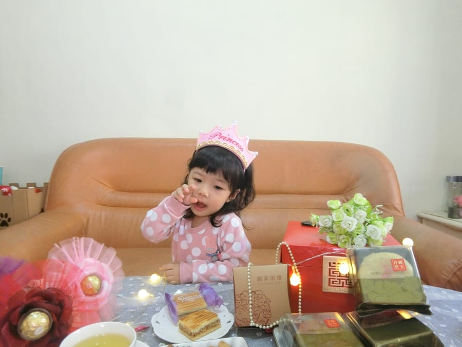 康鼎中西式喜餅真心如意雙層9.JPG 康鼎中西式喜餅真心如意雙層9.JPG