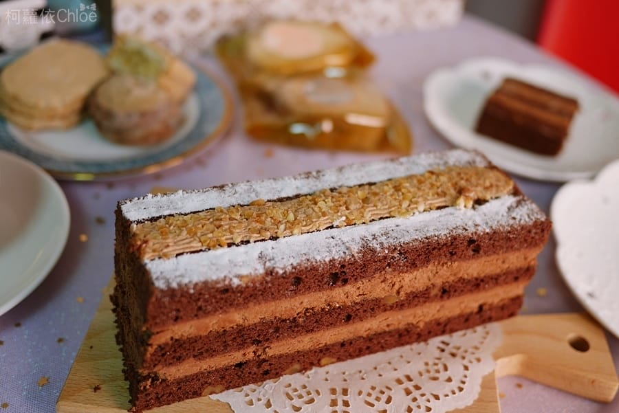 高雄不二家(不二緻果)巧克力白蘭地、真芋頭、綜合達克瓦茲_25.JPG 高雄不二家(不二緻果)巧克力白蘭地、真芋頭、綜合達克瓦茲_25.JPG