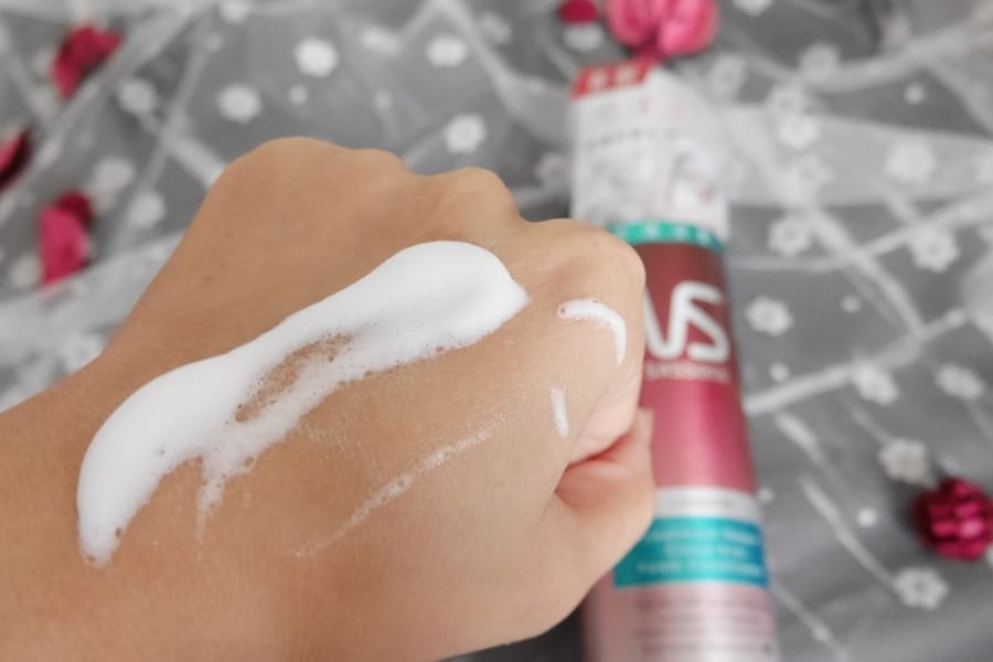 沙宣滋養雲吻泡沫護髮素沙宣滋養裸感洗髮露_柯蘿依15.JPG 沙宣滋養雲吻泡沫護髮素沙宣滋養裸感洗髮露_柯蘿依15.JPG