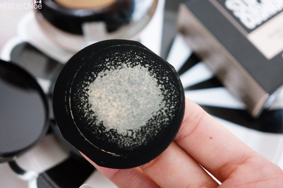 MAYBELLINE 媚比琳水凝BB無瑕輕感氣墊7.JPG MAYBELLINE 媚比琳水凝BB無瑕輕感氣墊7.JPG