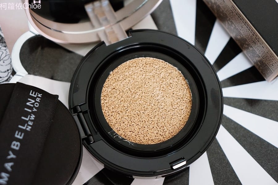 MAYBELLINE 媚比琳水凝BB無瑕輕感氣墊5.JPG MAYBELLINE 媚比琳水凝BB無瑕輕感氣墊5.JPG