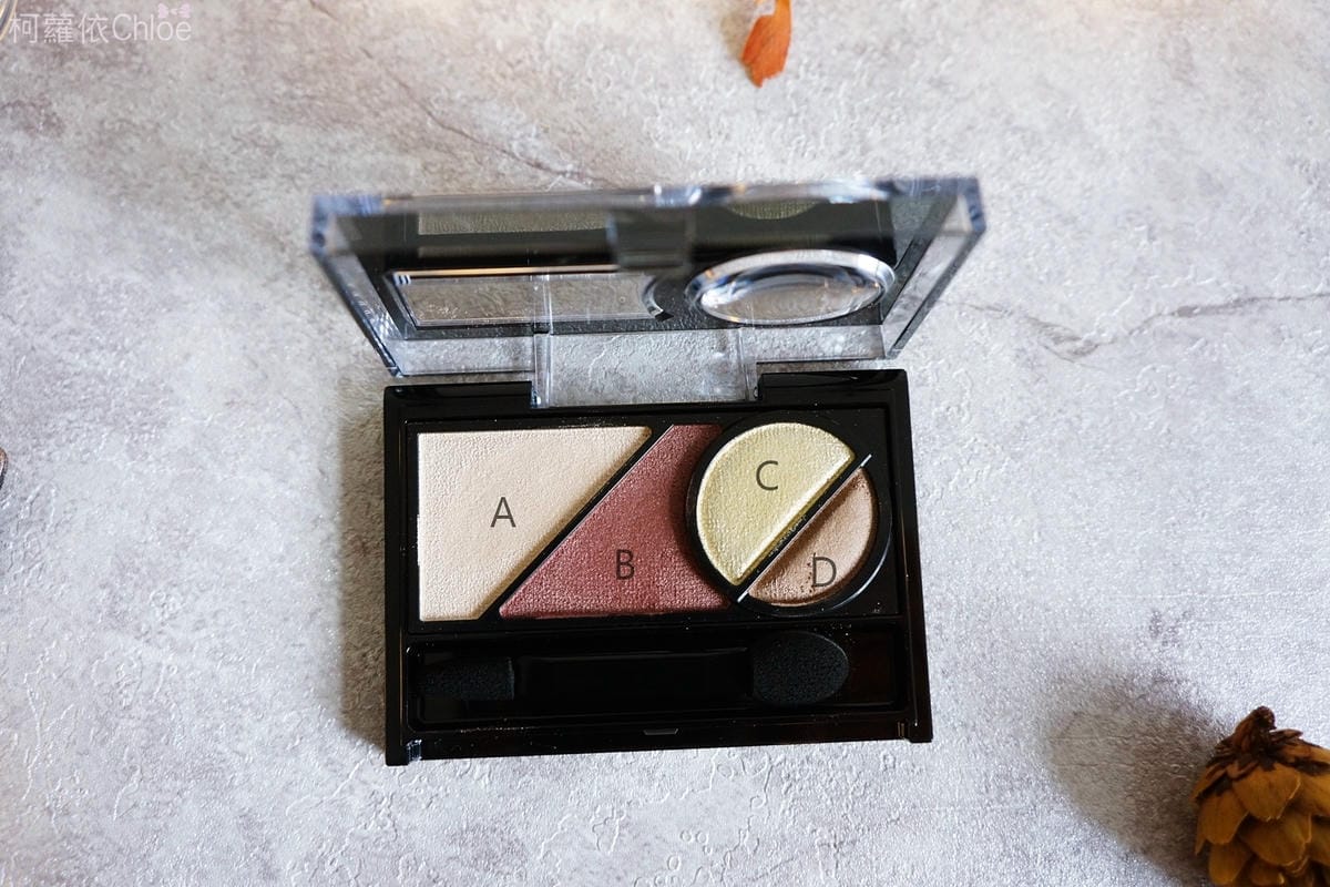 KATE 微熏光暈眼影16.JPG KATE 微熏光暈眼影16.JPG