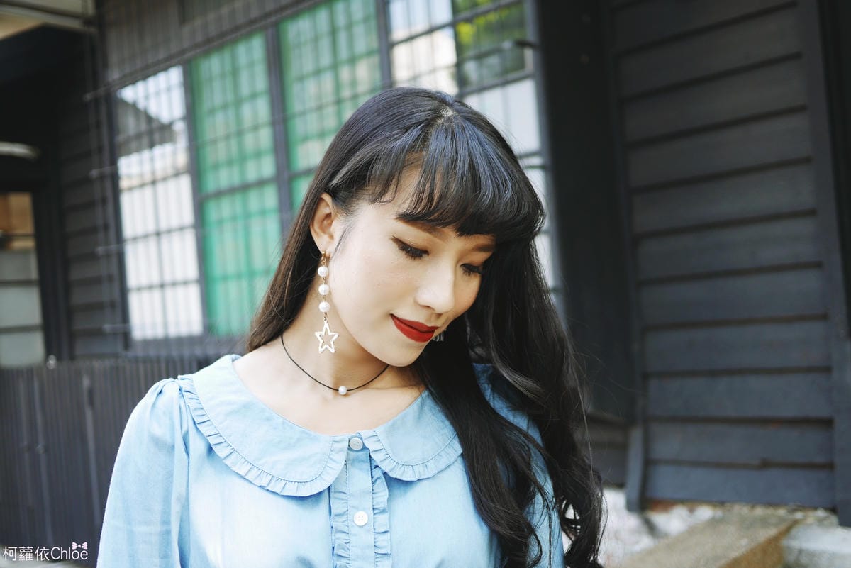 日系圓領荷葉滾邊綁帶丹寧連身裙洋裝1.JPG 日系圓領荷葉滾邊綁帶丹寧連身裙洋裝1.JPG