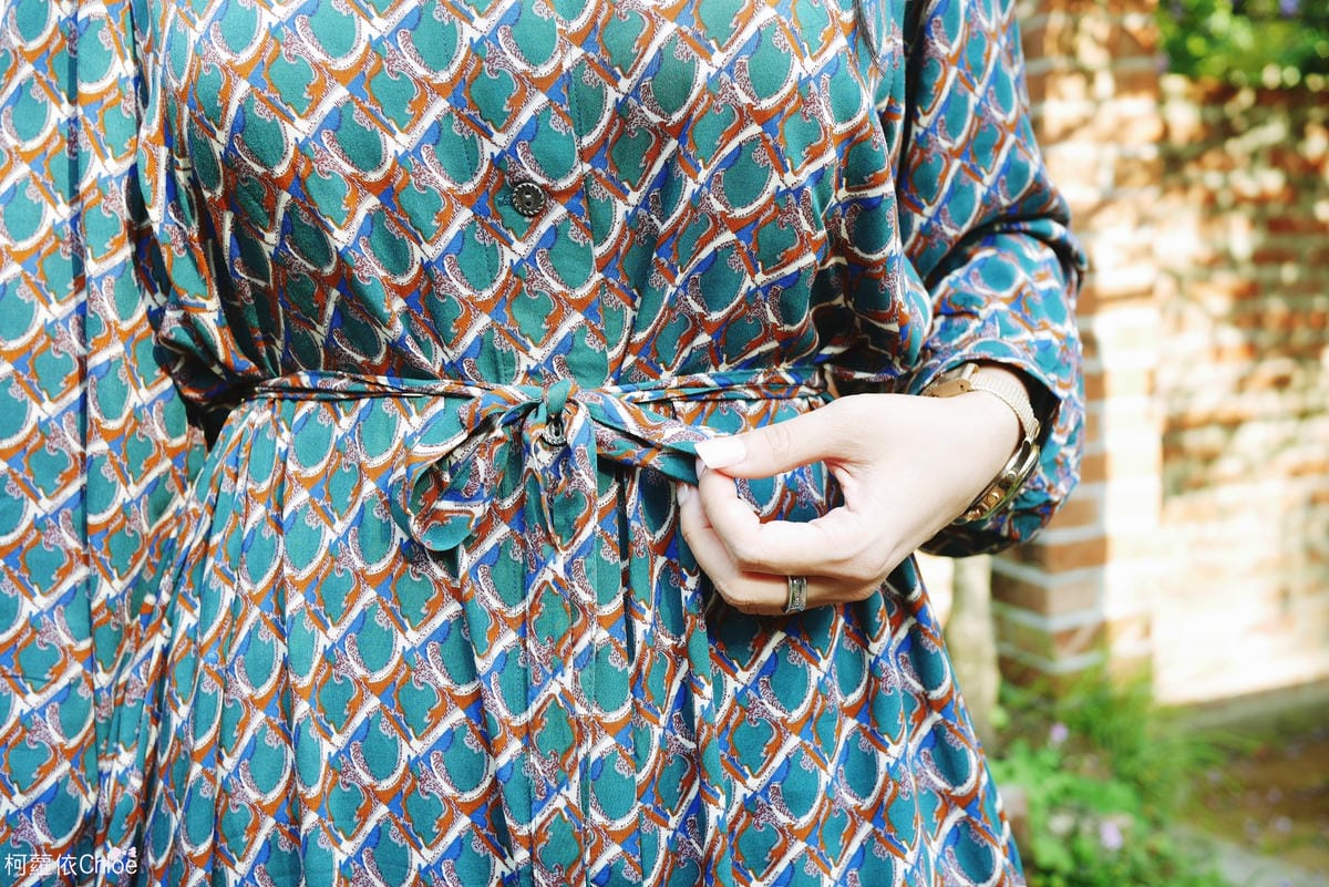 復古綠圓綁帶長袖雪紡洋裝3.JPG 復古綠圓綁帶長袖雪紡洋裝3.JPG