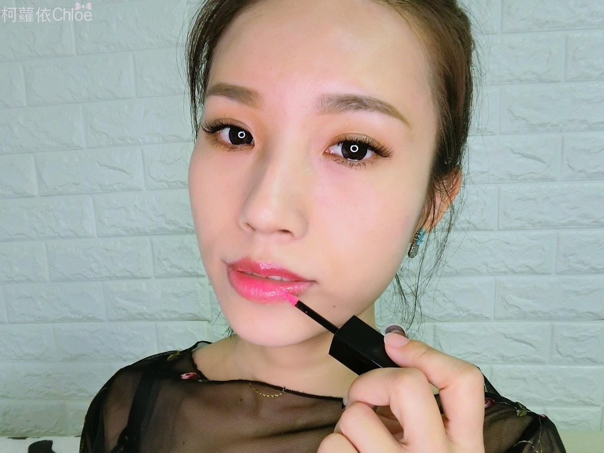 KATE革命性液態粉餅 零瑕肌密微霧粉底液 幻色持久唇釉N19.JPG