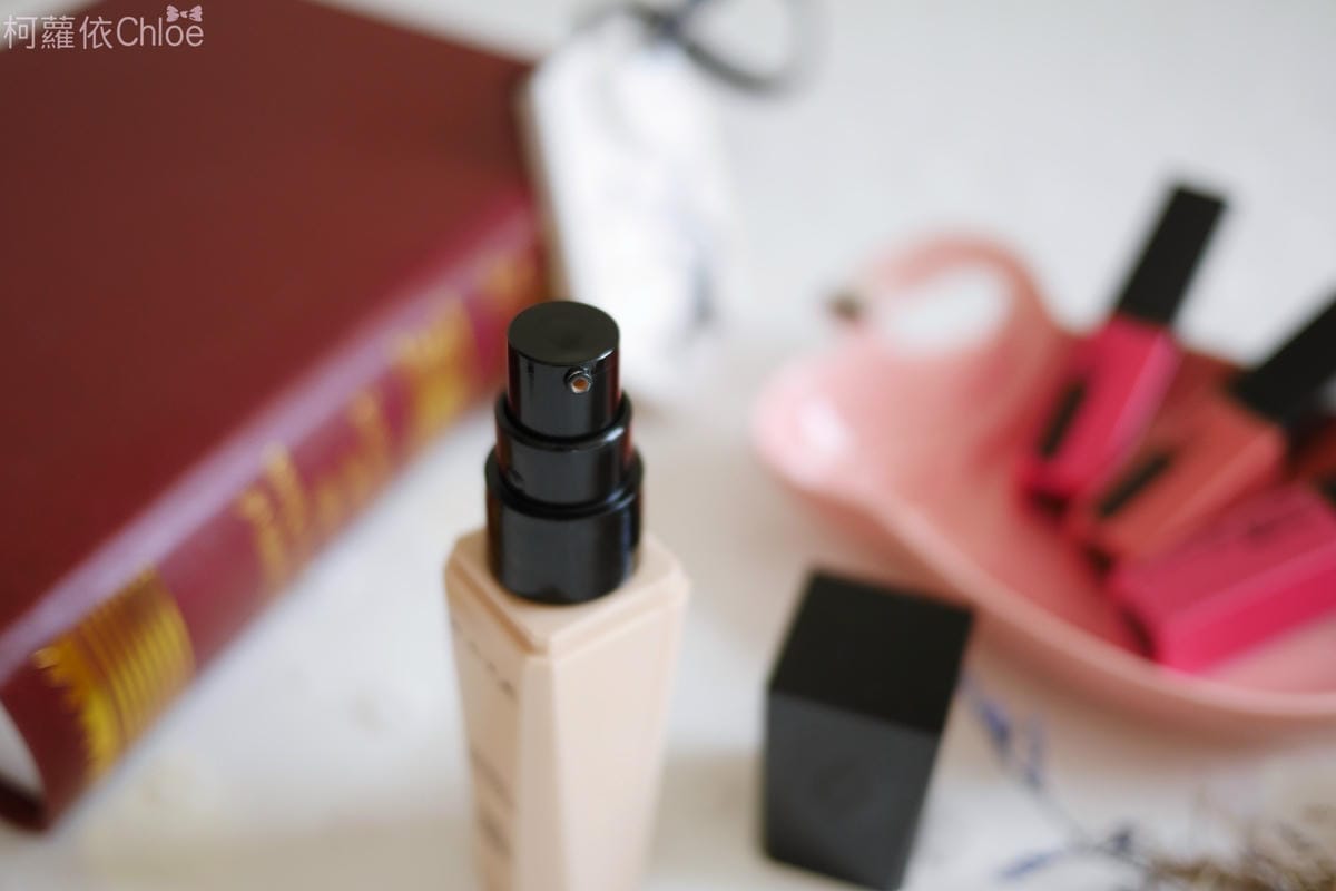 KATE革命性液態粉餅 零瑕肌密微霧粉底液 幻色持久唇釉N4.JPG