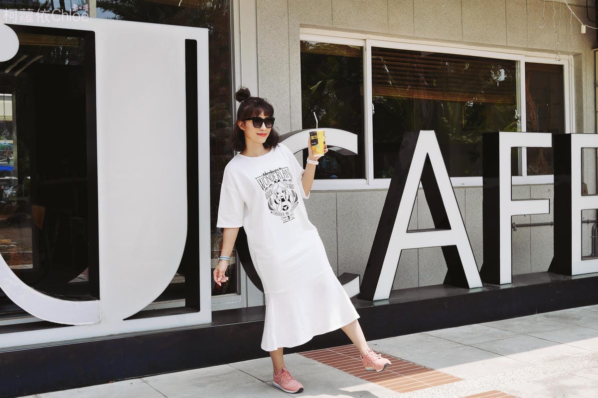 微甜輕運動時尚穿搭 New Balance 520 復古運動鞋 女鞋 粉紅 WL520AA_26.JPG 微甜輕運動時尚穿搭 New Balance 520 復古運動鞋 女鞋 粉紅 WL520AA_26.JPG