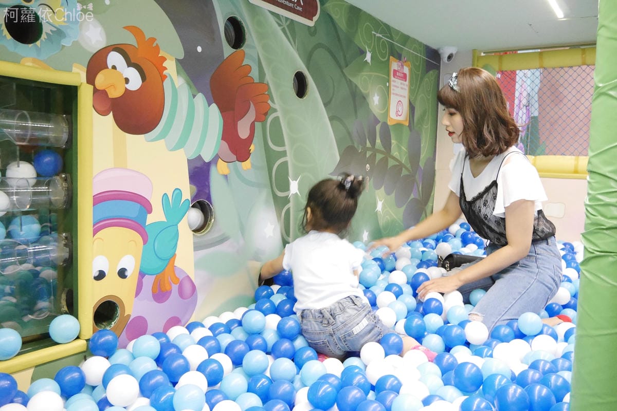 雪肌精CC絲絨雪粉餅25A.JPG 雪肌精CC絲絨雪粉餅25A.JPG