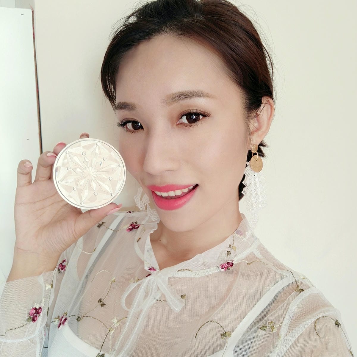 雪肌精CC絲絨雪粉餅26.jpg 雪肌精CC絲絨雪粉餅26.jpg