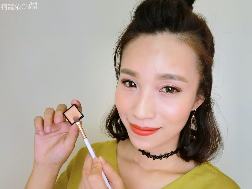 Solone 愛麗絲魔法眼線液筆 異想追逐魅惑眼影10.JPG Solone 愛麗絲魔法眼線液筆 異想追逐魅惑眼影10.JPG