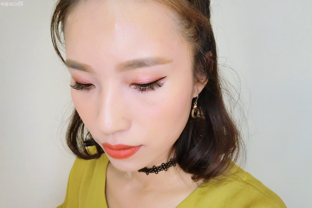 Solone 愛麗絲魔法眼線液筆 異想追逐魅惑眼影13.JPG Solone 愛麗絲魔法眼線液筆 異想追逐魅惑眼影13.JPG