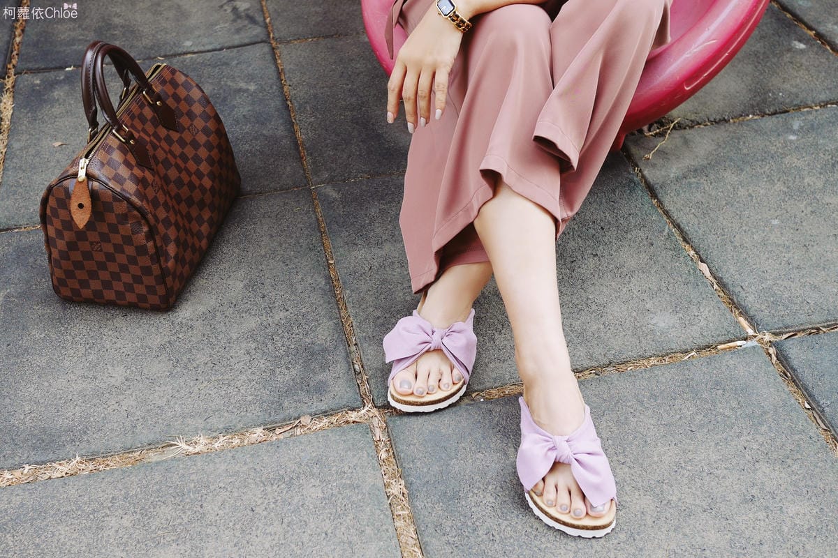 METIS涼拖鞋穿搭 金屬T字夾腳拖-玫瑰金POP BOW女款蝴蝶結涼拖鞋5.JPG METIS涼拖鞋穿搭 金屬T字夾腳拖-玫瑰金POP BOW女款蝴蝶結涼拖鞋5.JPG