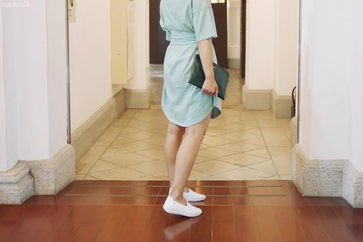 2.Maa x Hong Wa簡約風碎花沖孔懶人便鞋16.JPG 2.Maa x Hong Wa簡約風碎花沖孔懶人便鞋16.JPG