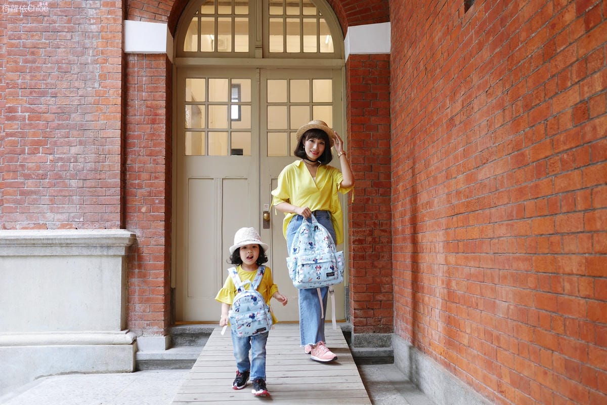 天藍小舖 DIsney 迪士尼親子包天藍小舖 米妮黛西好朋友寶貝多功能後背包32.JPG 天藍小舖 DIsney 迪士尼親子包天藍小舖 米妮黛西好朋友寶貝多功能後背包32.JPG