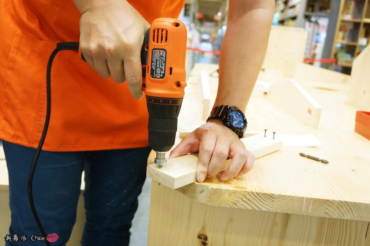 特力屋手創空間 木工手作教學 親子DIY彈珠檯21.JPG 特力屋手創空間 木工手作教學 親子DIY彈珠檯21.JPG