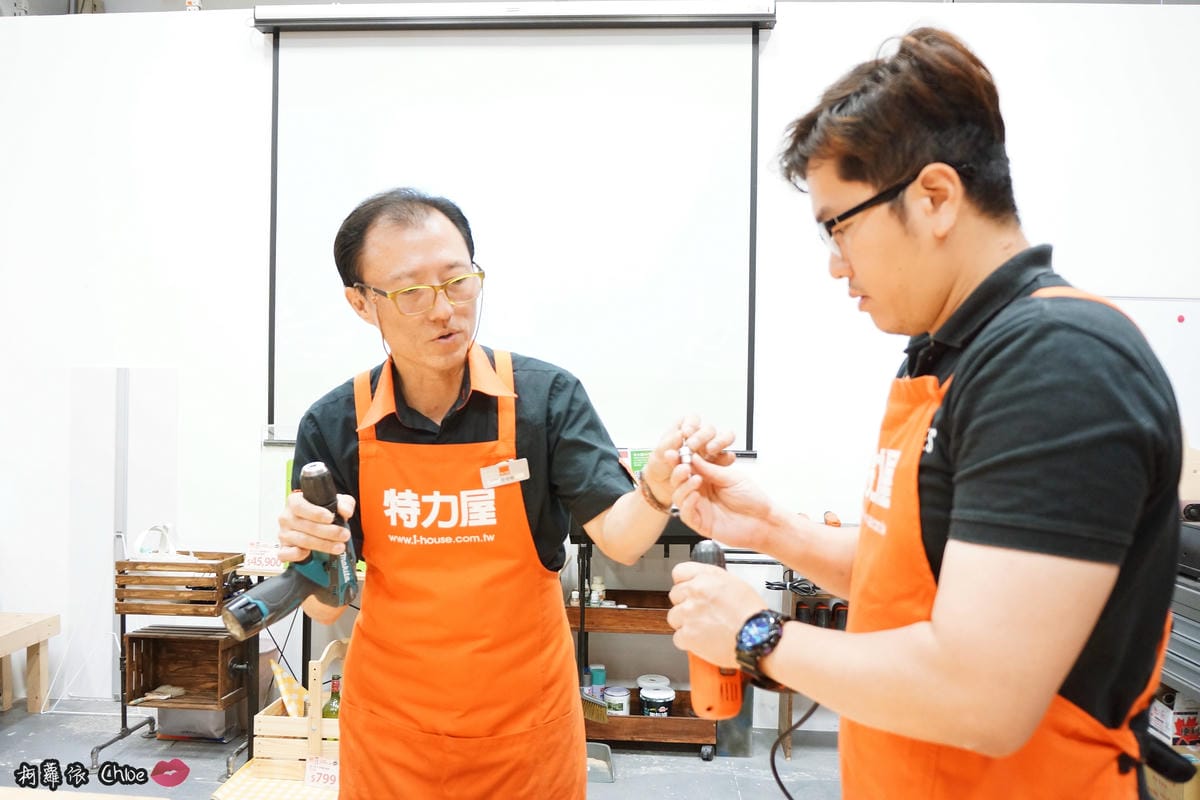 特力屋手創空間 木工手作教學 親子DIY彈珠檯13.JPG 特力屋手創空間 木工手作教學 親子DIY彈珠檯13.JPG