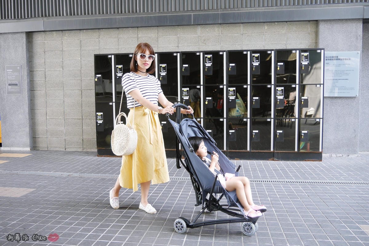 荷蘭Quinny 【最咕溜好推的輕巧時尚旅行車Yezz】開箱分享1.JPG 荷蘭Quinny 【最咕溜好推的輕巧時尚旅行車Yezz】開箱分享1.JPG