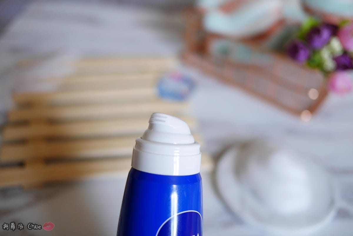 妮維雅超濃密泡沫保濕-潔面慕斯3.JPG 妮維雅超濃密泡沫保濕-潔面慕斯3.JPG