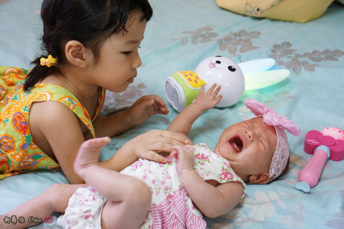 第二代芽比兔故事機(粉紅) + 台灣製造Hello Kitty音樂故事棒 開箱分享29.JPG 第二代芽比兔故事機(粉紅) + 台灣製造Hello Kitty音樂故事棒 開箱分享29.JPG