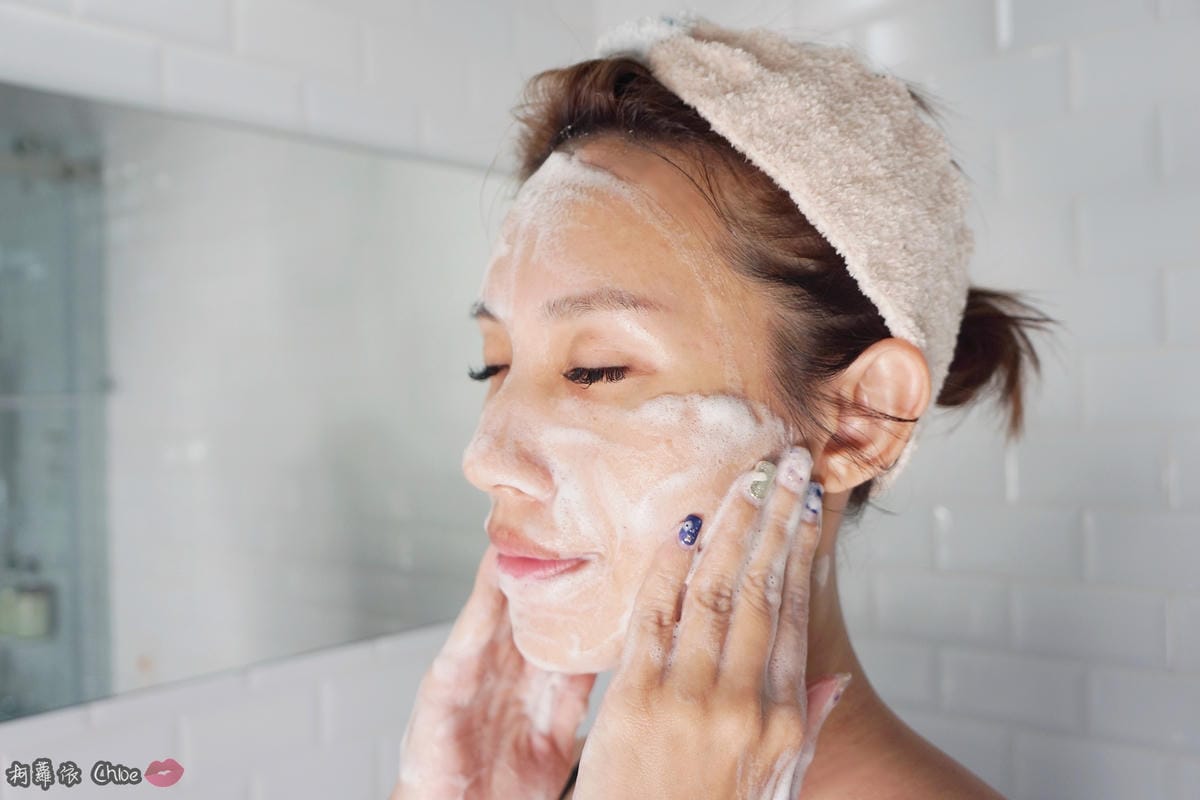 清潔保養 超人氣復古時尚沐浴皂60年好口碑 蜂王黑砂糖香皂 搭起復古風了沒19.JPG 清潔保養 超人氣復古時尚沐浴皂60年好口碑 蜂王黑砂糖香皂 搭起復古風了沒19.JPG