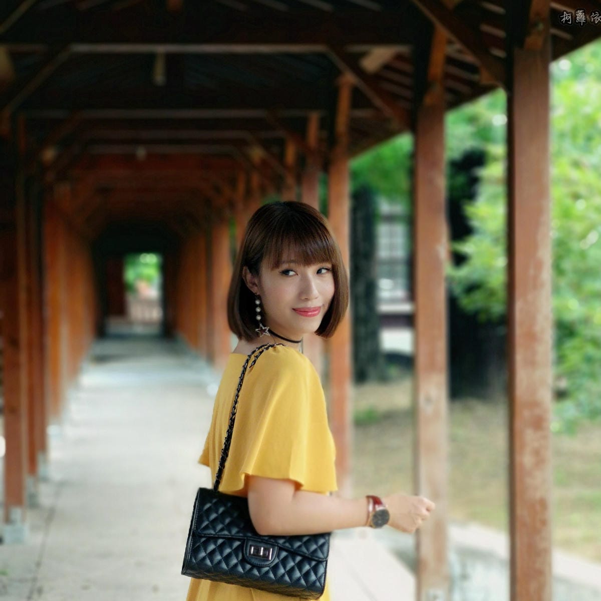 日常妝容 快速完妝不NG!我的底妝越夜越美麗 COVERMARK 緋色光燦唇膏 柔紗潤澤粉底16A.jpg 日常妝容 快速完妝不NG!我的底妝越夜越美麗 COVERMARK 緋色光燦唇膏 柔紗潤澤粉底16A.jpg