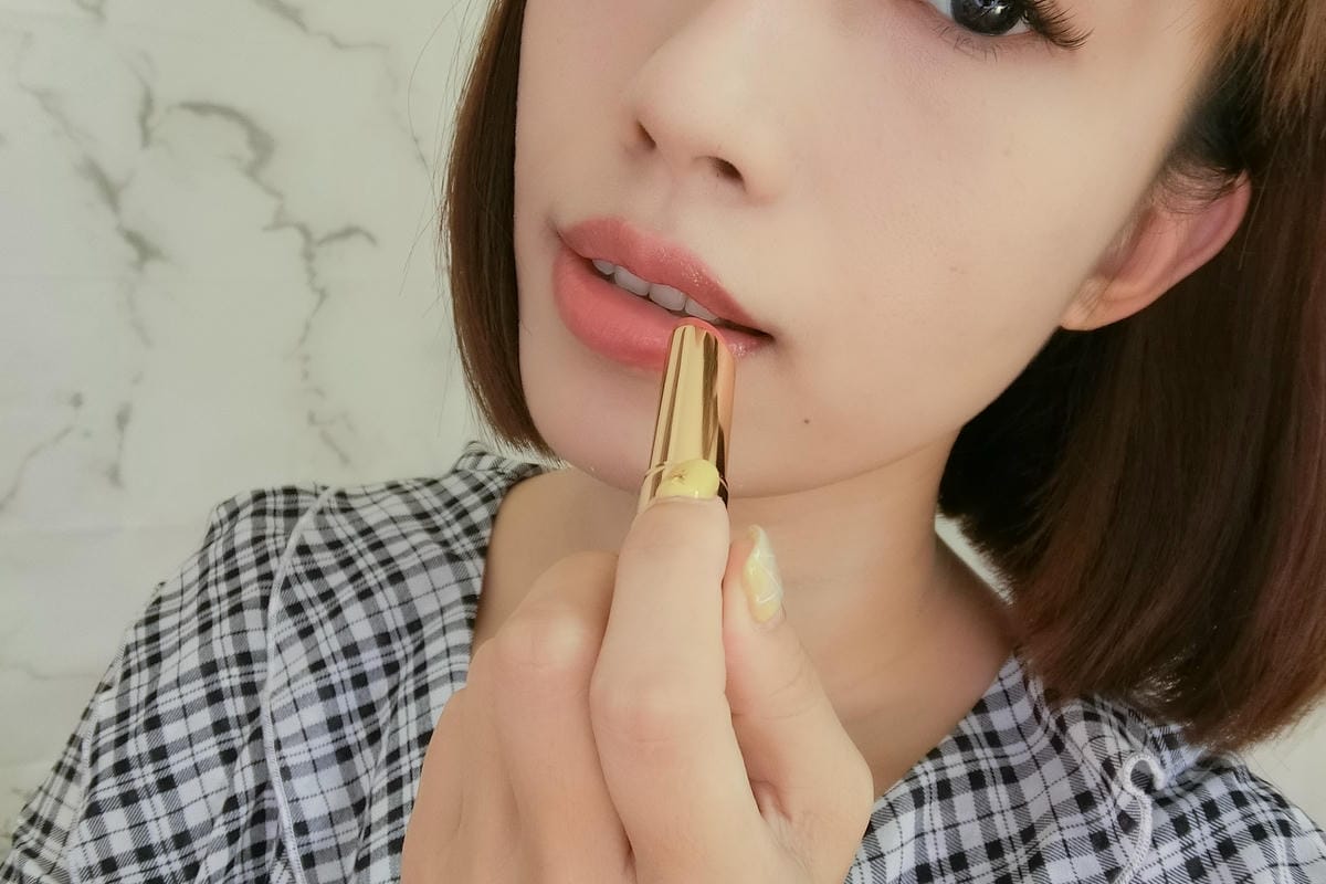 日常妝容 快速完妝不NG!我的底妝越夜越美麗 COVERMARK 緋色光燦唇膏 柔紗潤澤粉底12.JPG 日常妝容 快速完妝不NG!我的底妝越夜越美麗 COVERMARK 緋色光燦唇膏 柔紗潤澤粉底12.JPG