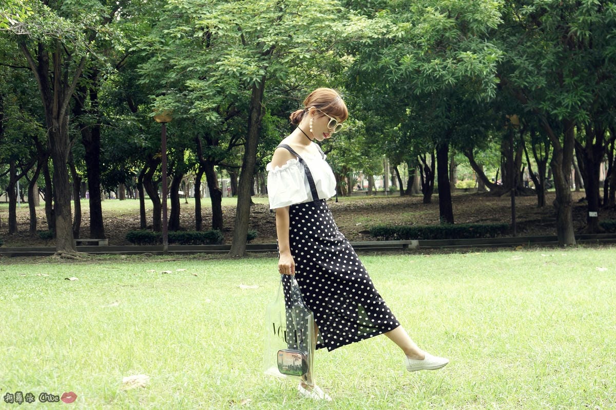 黑與白 就是經典!點點長裙重複穿搭Look Book13.JPG 黑與白 就是經典!點點長裙重複穿搭Look Book13.JPG