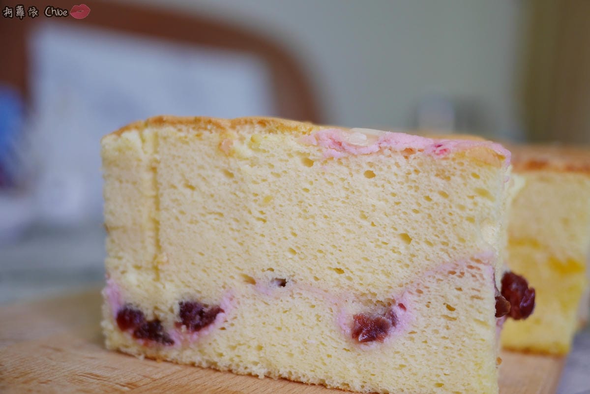 台南甜點 吉田家烘焙坊 古早味蛋糕 用料超實在!鹹蛋奶酥 蜂蜜芋頭必吃 熔岩巧克力小朋友最愛14.JPG 台南甜點 吉田家烘焙坊 古早味蛋糕 用料超實在!鹹蛋奶酥 蜂蜜芋頭必吃 熔岩巧克力小朋友最愛14.JPG