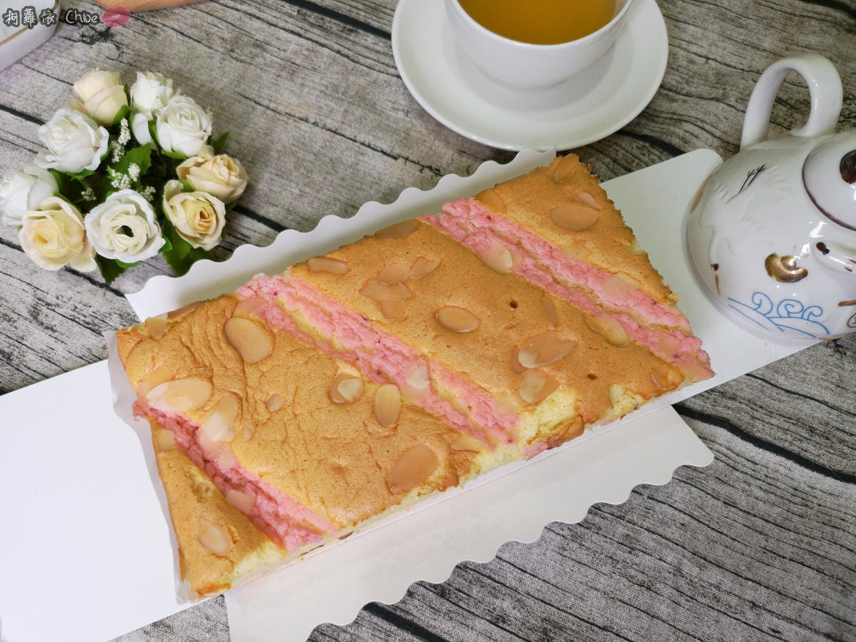 台南甜點 吉田家烘焙坊 古早味蛋糕 用料超實在!鹹蛋奶酥 蜂蜜芋頭必吃 熔岩巧克力小朋友最愛11.jpg 台南甜點 吉田家烘焙坊 古早味蛋糕 用料超實在!鹹蛋奶酥 蜂蜜芋頭必吃 熔岩巧克力小朋友最愛11.jpg