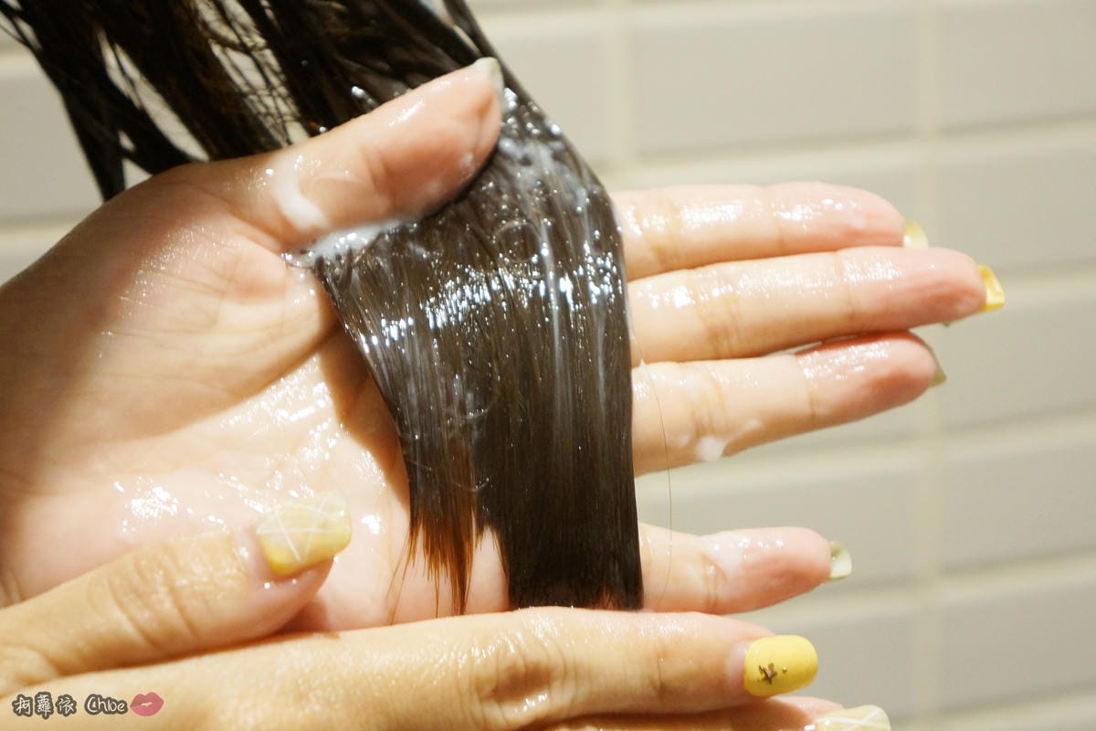 英國梨%26;小蒼蘭香調 讓我散發迷人髮香Aurora歐若拉 全效賦活胺基酸洗髮精 潤髮乳8.JPG 英國梨%26;小蒼蘭香調 讓我散發迷人髮香Aurora歐若拉 全效賦活胺基酸洗髮精 潤髮乳8.JPG