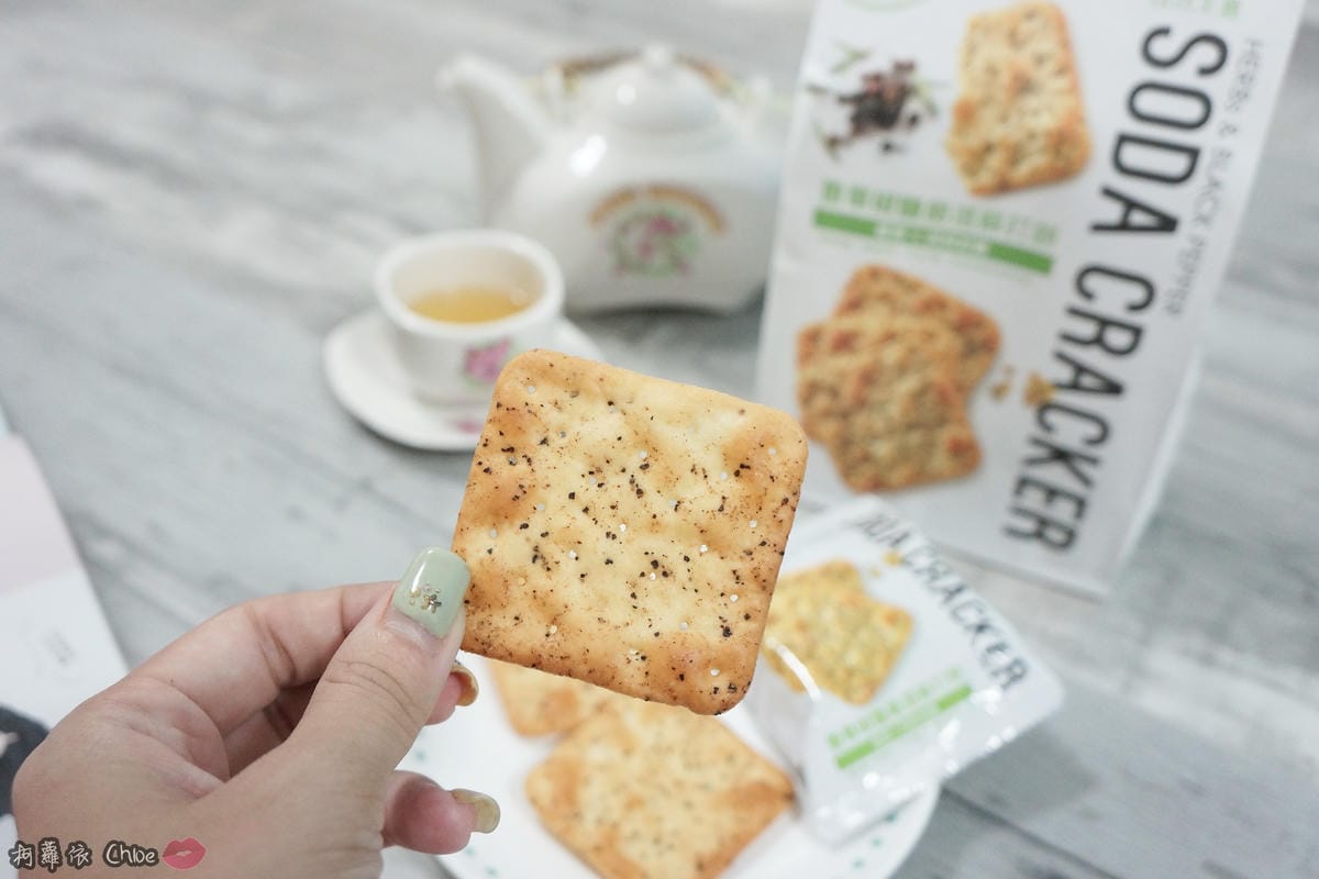 征服歐洲的冠軍蘇打餅!食尚美味一片接一片 自然主意 香草椒鹽嚴選蘇打餅12.JPG 征服歐洲的冠軍蘇打餅!食尚美味一片接一片 自然主意 香草椒鹽嚴選蘇打餅12.JPG