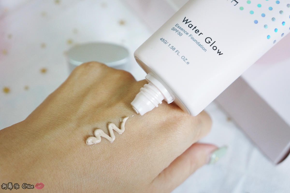 超上鏡 遠拍近拍都hold得住!LEGERE 蘭吉兒玩鎂光 輕裸保濕粉凝霜 SPF505.JPG 超上鏡 遠拍近拍都hold得住!LEGERE 蘭吉兒玩鎂光 輕裸保濕粉凝霜 SPF505.JPG