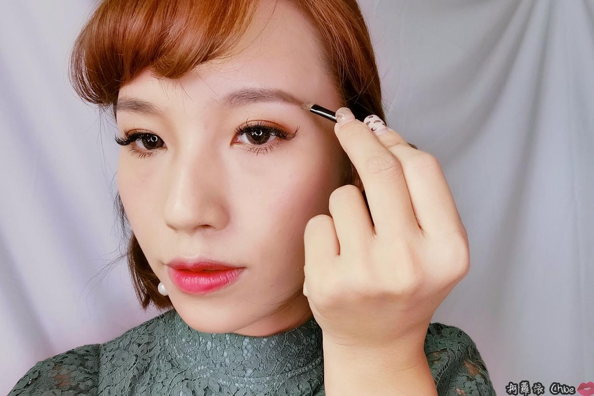 兩款眉型分享!重點打亮X鼻影修容X描繪自然眉型一盒完成!INTEGRATE櫻特芮極緻立體四色眉粉盒持久不掉色10.JPG 兩款眉型分享!重點打亮X鼻影修容X描繪自然眉型一盒完成!INTEGRATE櫻特芮極緻立體四色眉粉盒持久不掉色10.JPG