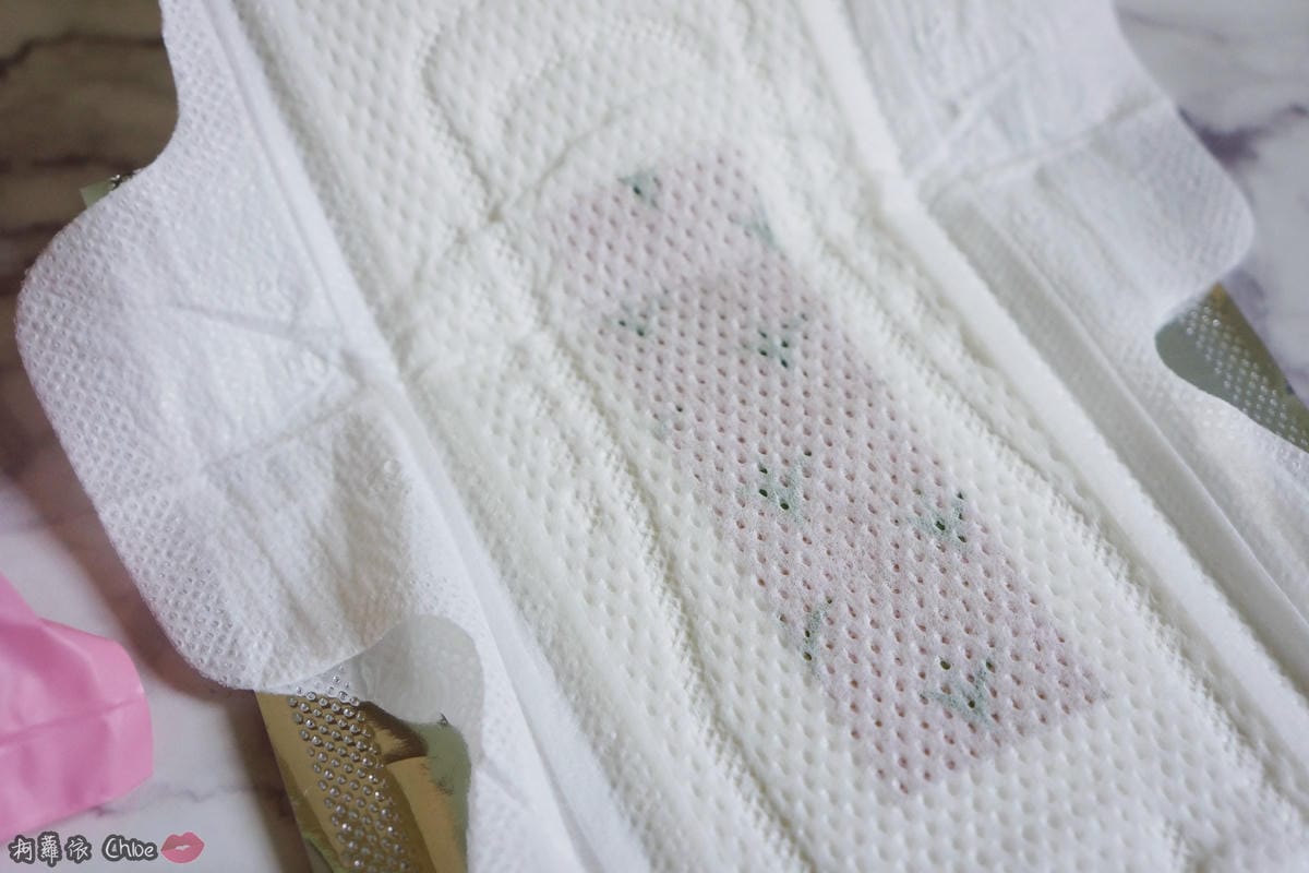 呵護妳打擊悶感!Mdmmd. 飛天小女警限定聯名款xHer護妳新涼感抑菌衛生棉12.JPG 呵護妳打擊悶感!Mdmmd. 飛天小女警限定聯名款xHer護妳新涼感抑菌衛生棉12.JPG