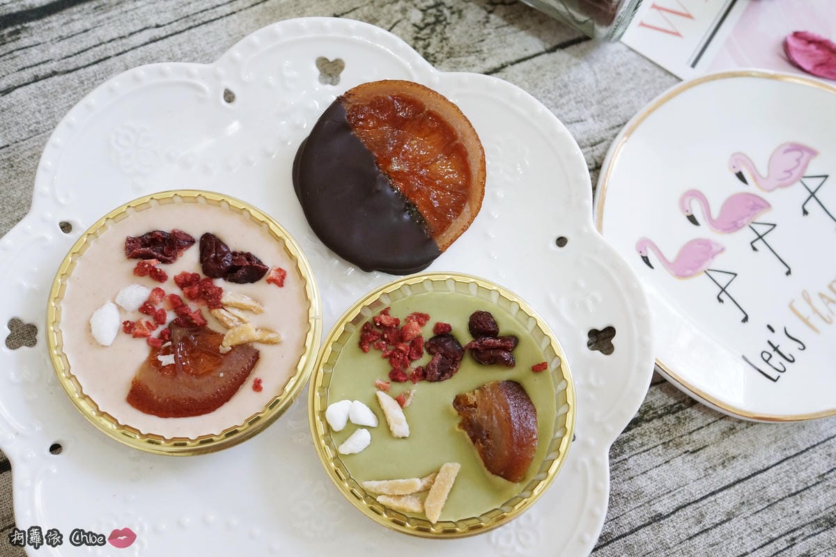 喜餅 E%5Cz Chocolat 法式手工囍餅 客製化金色禮讚囍餅禮盒11.JPG