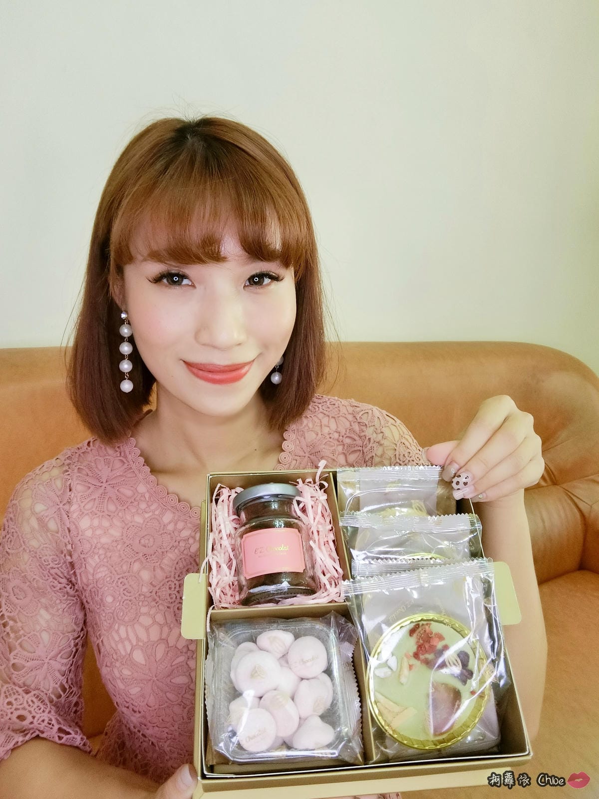 喜餅 E%5Cz Chocolat 法式手工囍餅 客製化金色禮讚囍餅禮盒3.JPG