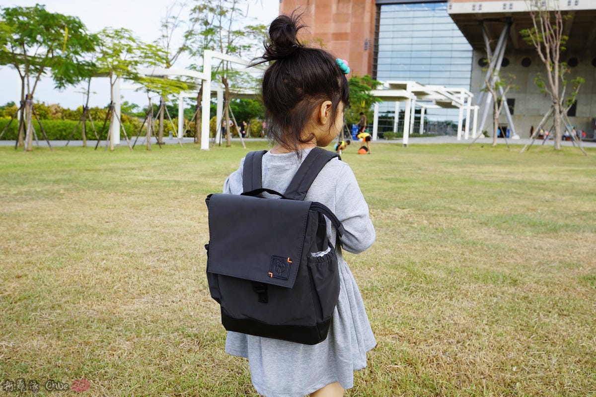 親子時尚 高質感實用度十足親子背包!這回交給爸爸背 德國LASSIG漫步太空旅行後背親子包26.JPG 親子時尚 高質感實用度十足親子背包!這回交給爸爸背 德國LASSIG漫步太空旅行後背親子包26.JPG
