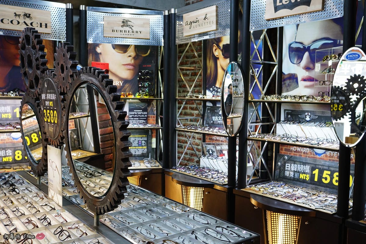 台南眼鏡 時尚穿搭必備!眼鏡就到仁愛眼鏡Xoptical享受親切服務 快時尚 一家配鏡全省服務33.JPG 台南眼鏡 時尚穿搭必備!眼鏡就到仁愛眼鏡Xoptical享受親切服務 快時尚 一家配鏡全省服務33.JPG