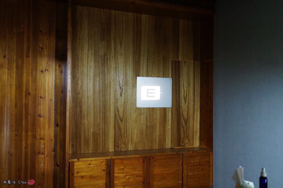 台南眼鏡 時尚穿搭必備!眼鏡就到仁愛眼鏡Xoptical享受親切服務 快時尚 一家配鏡全省服務39.JPG 台南眼鏡 時尚穿搭必備!眼鏡就到仁愛眼鏡Xoptical享受親切服務 快時尚 一家配鏡全省服務39.JPG