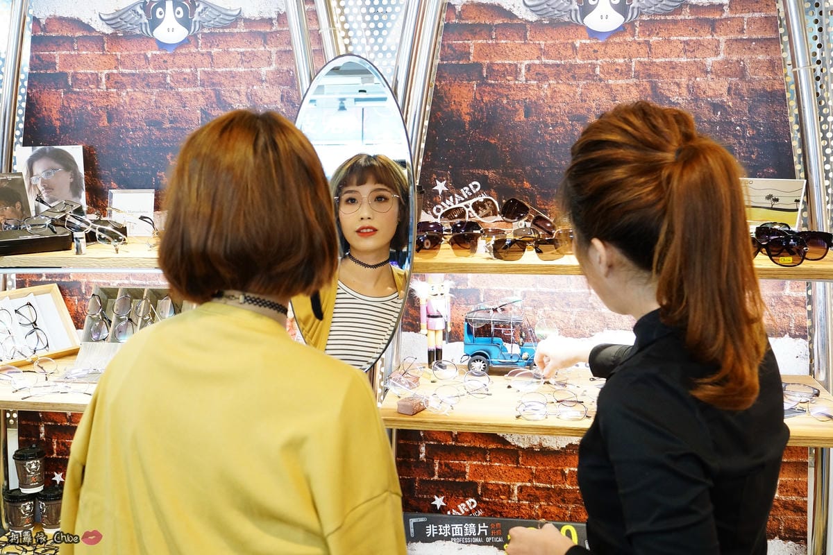 台南眼鏡 時尚穿搭必備!眼鏡就到仁愛眼鏡Xoptical享受親切服務 快時尚 一家配鏡全省服務13.JPG 台南眼鏡 時尚穿搭必備!眼鏡就到仁愛眼鏡Xoptical享受親切服務 快時尚 一家配鏡全省服務13.JPG