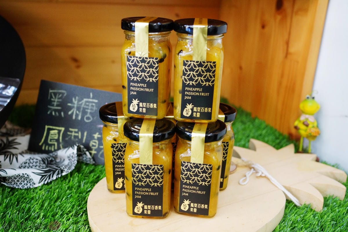 屏東一日遊 185沿山觀光郵輪巴士隨著巴士定點玩透透 親子旅行 山川琉璃吊橋美景➡️隘寮勝利門➡️ 銘泉生態休閒農場Y➡️萬金教堂➡️赤山社區黑搓巧39.JPG