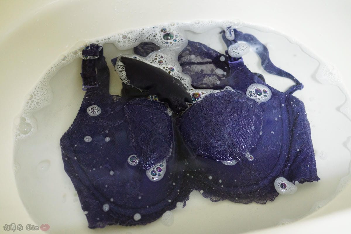 母嬰用品 寶寶及私密衣物的清潔好幫手!LIOS私密衣物手洗精 輕鬆洗不咬手10.JPG 母嬰用品 寶寶及私密衣物的清潔好幫手!LIOS私密衣物手洗精 輕鬆洗不咬手10.JPG