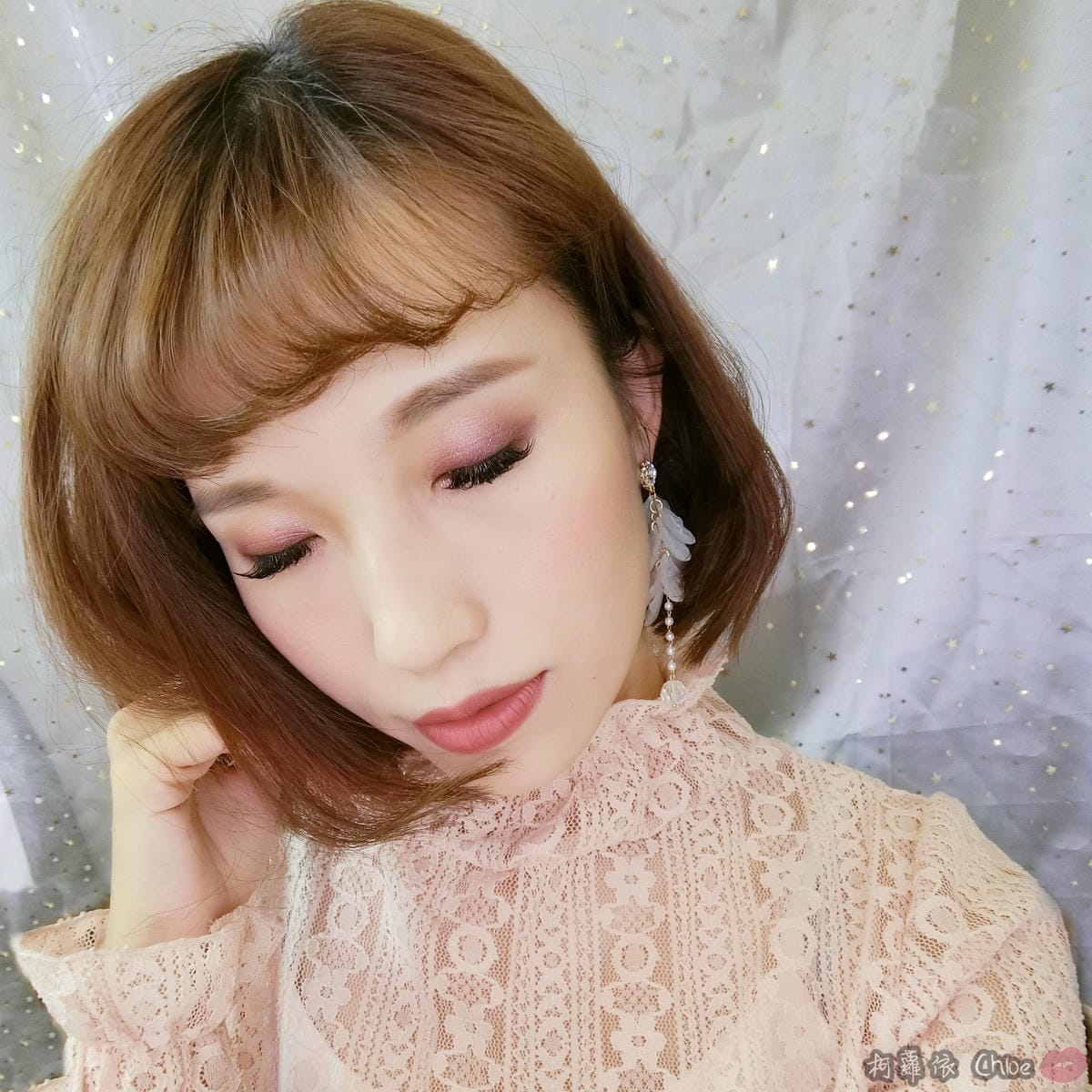 彩妝 限定!!神級底妝組INTEGRATE櫻特芮迷人光采粉底精華透亮組秋冬絕美星紗眼影 眼妝分享乾燥玫瑰#莫蘭迪紫33.JPG 彩妝 限定!!神級底妝組INTEGRATE櫻特芮迷人光采粉底精華透亮組秋冬絕美星紗眼影 眼妝分享乾燥玫瑰#莫蘭迪紫33.JPG