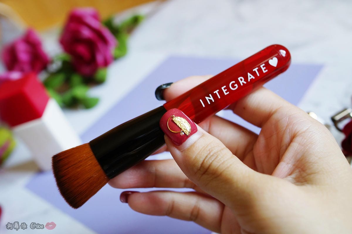 彩妝 限定!!神級底妝組INTEGRATE櫻特芮迷人光采粉底精華透亮組秋冬絕美星紗眼影 眼妝分享乾燥玫瑰#莫蘭迪紫11.JPG 彩妝 限定!!神級底妝組INTEGRATE櫻特芮迷人光采粉底精華透亮組秋冬絕美星紗眼影 眼妝分享乾燥玫瑰#莫蘭迪紫11.JPG