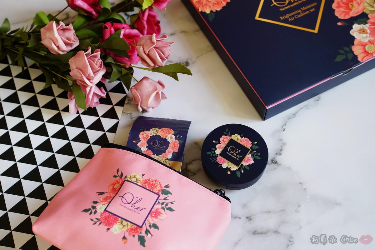 底妝 拍出微霧光好命肌!Q%5Cher皇家大理花裸光保濕氣墊粉餅3A.JPG 底妝 拍出微霧光好命肌!Q%5Cher皇家大理花裸光保濕氣墊粉餅3A.JPG