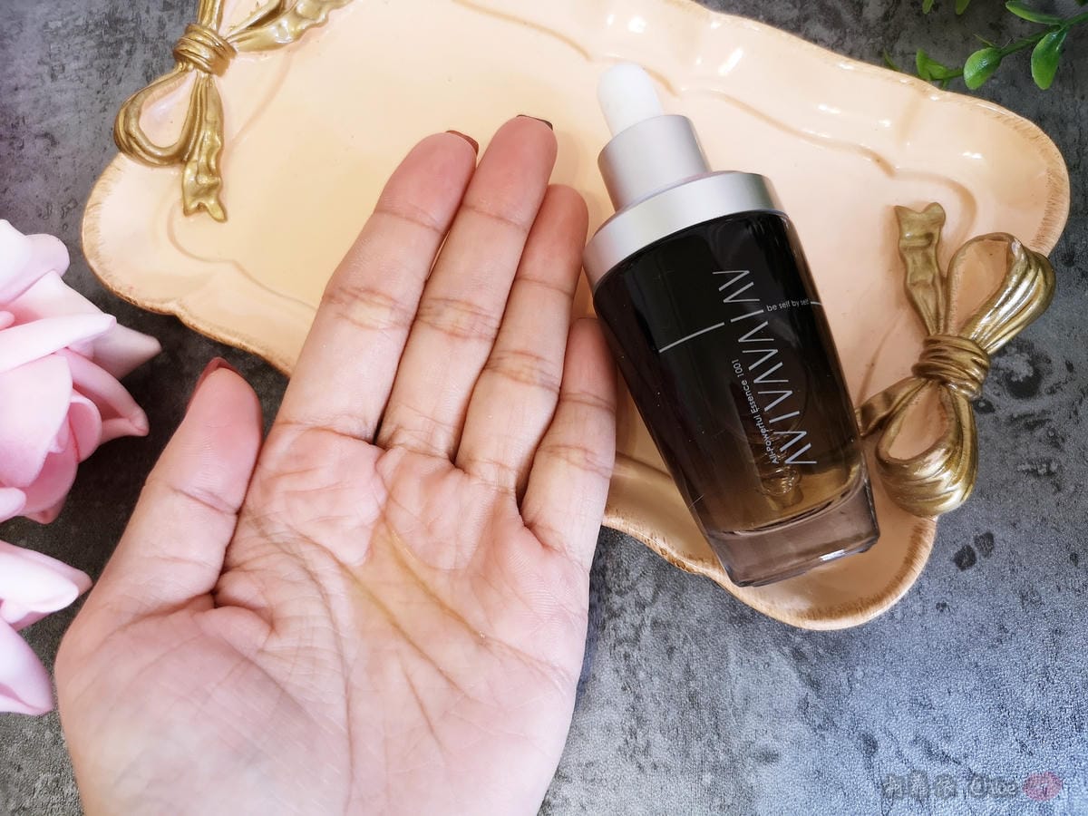 換季保養也能好easy 黑白兩瓶 讓肌膚不鬧脾氣 AVIVA完美多能量精華液+完美修護精華乳7.jpg