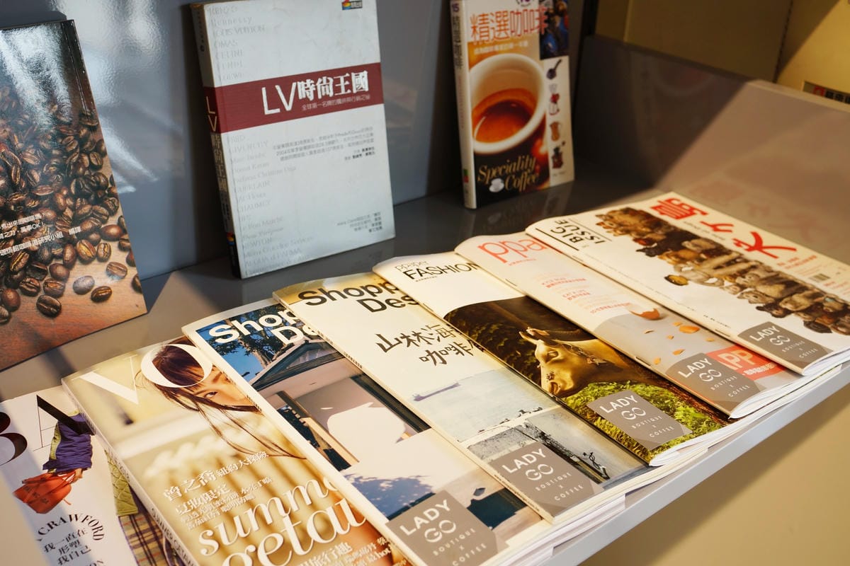 高雄服飾x咖啡 姊妹淘的專屬更衣間!LADYGO Boutique x Coffee 平價服飾咖啡複合概念店11.JPG 高雄服飾x咖啡 姊妹淘的專屬更衣間!LADYGO Boutique x Coffee 平價服飾咖啡複合概念店11.JPG